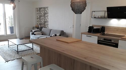 Carqueiranne Apartment | T2 Standing Vue mer