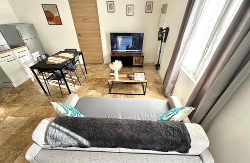 La Madeleine Apartment | T2 - Tendance avec place de parking devant la porte d'entrée
