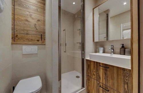 Vallandry Apartment | T3 bedroom apartment in the heart of the resort with pool and spa