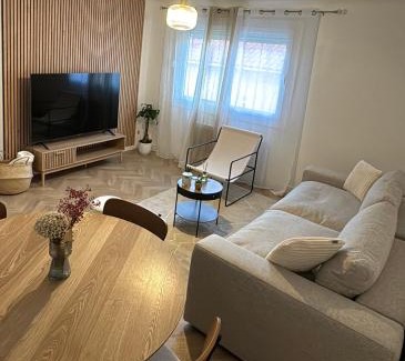Saint-Assiscle Apartment | T3 proche toutes commodités