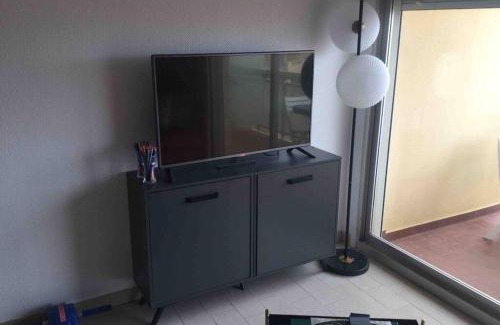 Valras-Plage Apartment | T3 vue exceptionnelle avec accès privé à la plage, wifi, clim - dansnotreappart-com -