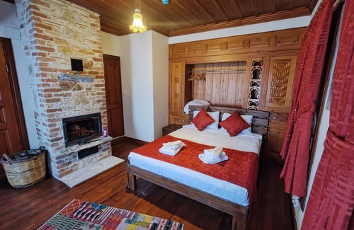 Sirince Hotel | Taş konak Manolya