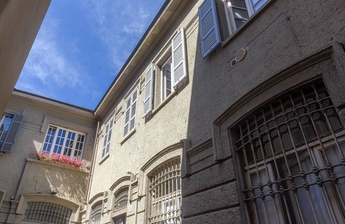 Como City Centre Apartment | Taaac Apartment