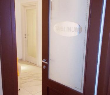 Bellagio Apartment | Tablinum