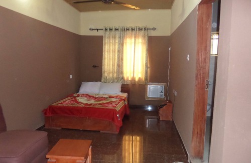 Ikotun Hotel | Tajmahal Hotels Annex