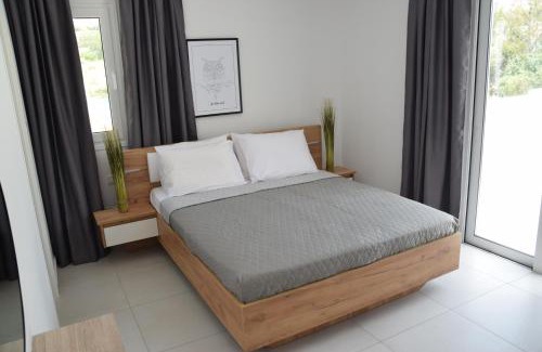 Tala Apartment | Tala Luxury apartments with pool by Raise