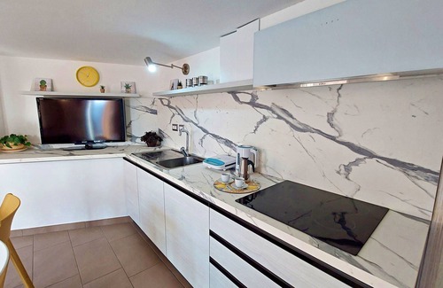 Olmedo House | Talia - Three Bedroom House, Sleeps 4