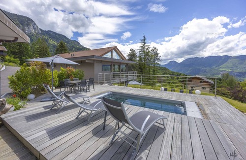 Rovagny Apartment | Talloires Adret and Ubac House