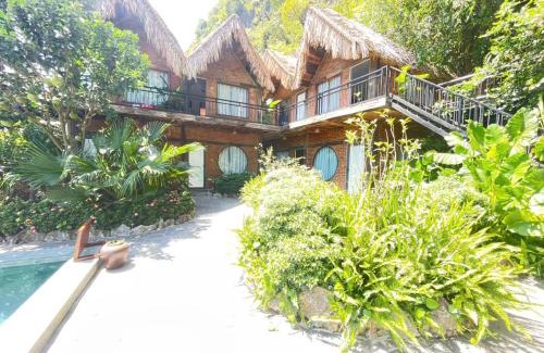 Hoa Lu Cabin | Tam Coc Golden Fields Resort