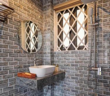 Hoa Lu Resort | Tam Coc Little Charm Villa & Bungalow