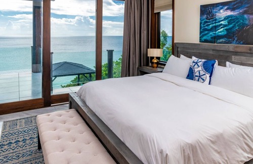 Fryes Beach Resort | Tamarind Hills Resort - Barracuda 8