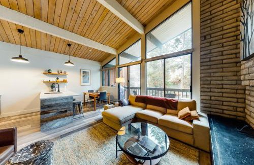 Warrior's Mark Apartment | Tamarisk Treehouse