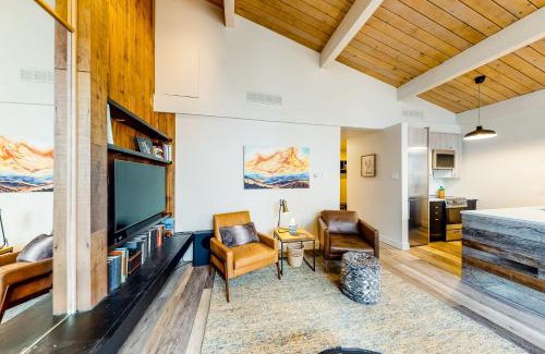 Warrior's Mark Apartment | Tamarisk Treehouse