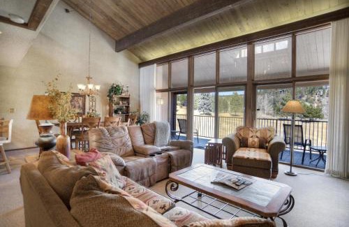 Purgatory House | Tamarron Gambel Oak 713