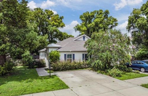 Tampa Heights House | Tampa Riverwalk Renovated Walkable to Restaurants