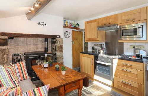 Caernarfon House | Tan Meredydd