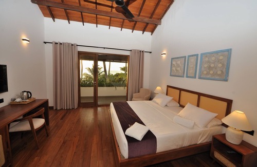 Akurala Hotel | Tantalize Beach