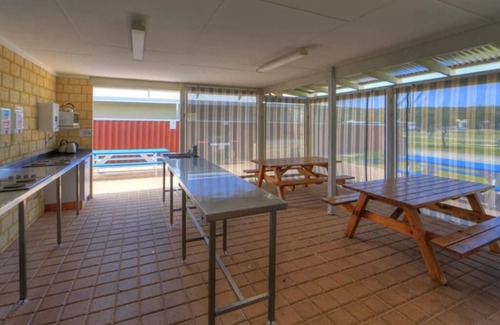 Ledge Point Other | Tasman Holiday Parks - Ledge Point