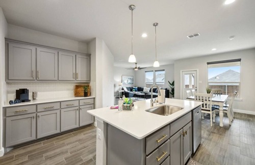 Denton House | TCH - Cozy 4BR/2BA home in Denton