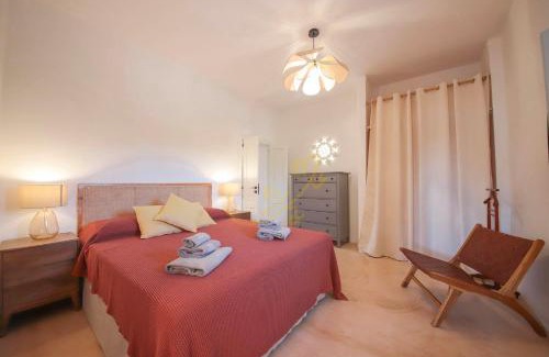 Fumarola House | TD Trulli Chiara Tastefully Decorated Trulli with Pool