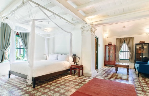 Kampung Kedawang Hotel | Temple Tree Resort