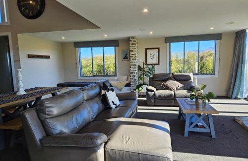 Twizel House | Templeton's Stone stay