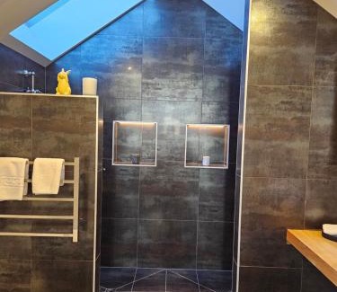 Twizel House | Templeton's Stone stay