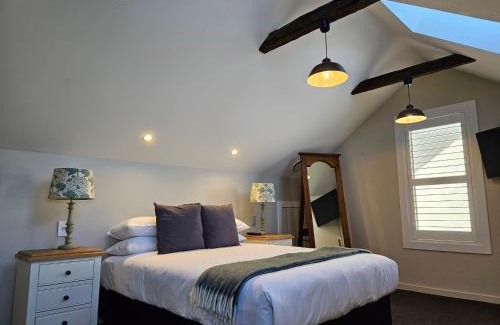 Twizel House | Templeton's Stone stay
