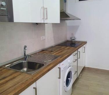 El Guincho Apartment | Ten Gara I