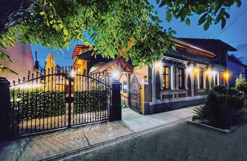 Petrovaradin Hotel | TEPIĆ Garni Hotel