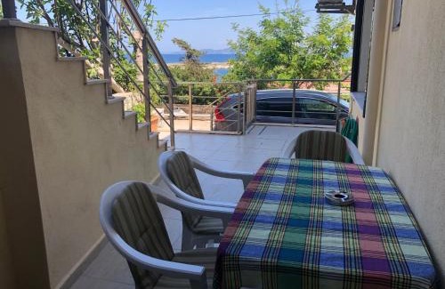 Karaburun Apartment | Teras butik apart