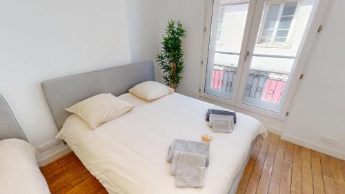Bourgogne Apartment | Terracotta - 2 bedrooms - Sleeps 6
