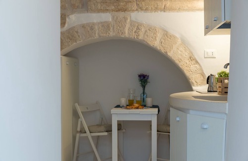 Ostuni Historic Centre Apartment | Terrazza Blu Cobalto by Wonderful Italy