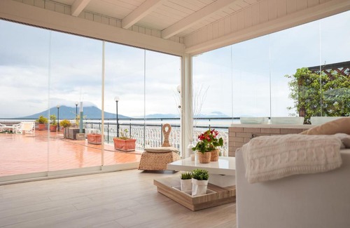 Capodimonte Apartment | Terrazza Paradiso Luxury Rooftop