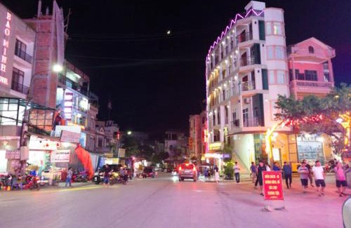 Dong Van Hotel | Thái Thịnh Hotel