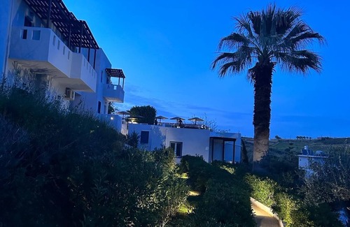 Agia Pelagia Apartment | Thalia Bloom Villa Apartments