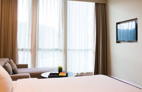 Damansara Perdana Hotel | The 12 Suite Empire Damansara