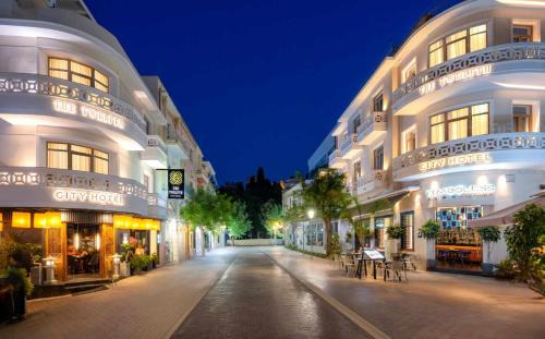 Rhodes Hotel | The 12th City Hotel