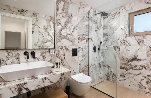 Rhodes Hotel | The 12th City Hotel