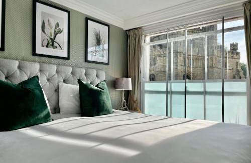 Battle Hotel | The Abbey Hotel