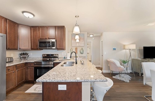 Pensacola House | The Artisan Sliver - 🐶Dog Friendly, 🛶Kayaks, 🔥FirePit