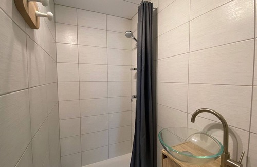 Saubrigues Apartment | The barn of Pintouquet consists of four apartments and a studio.