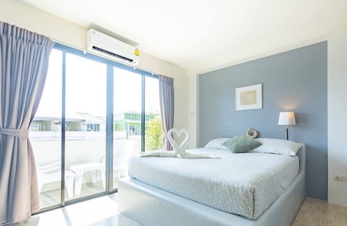 Cha-am Hotel | The Beach Cha Am Guest House