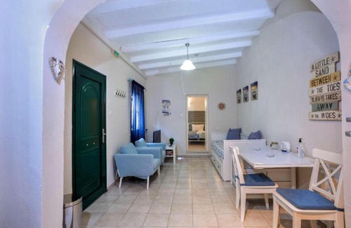 Longos Villa | The Beach House