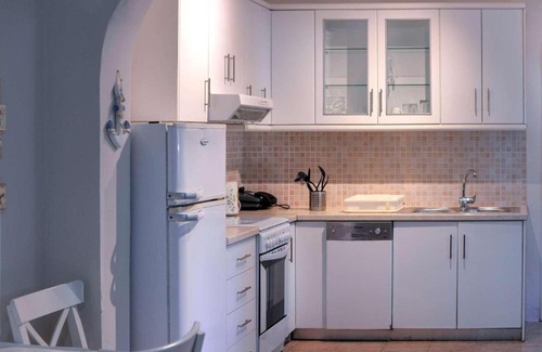 Longos Villa | The Beach House