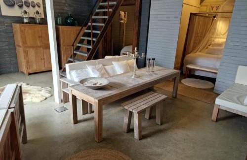 Schellinkhout Apartment | The Beach House