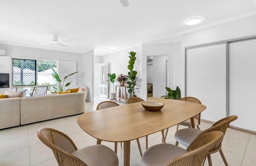 Palm Cove Villa | The Bird House - Poolside Haven a Stroll from Beach