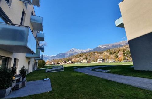 Sion Apartment | The Blackbird (Le Merle)