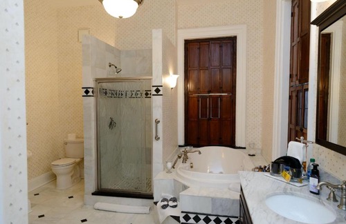 Mercer House | The Blue Room at The Big Brickhouse