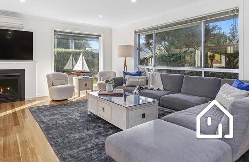 Rye House | The Boulevard – Bay Views, 100m to Rye Foreshore